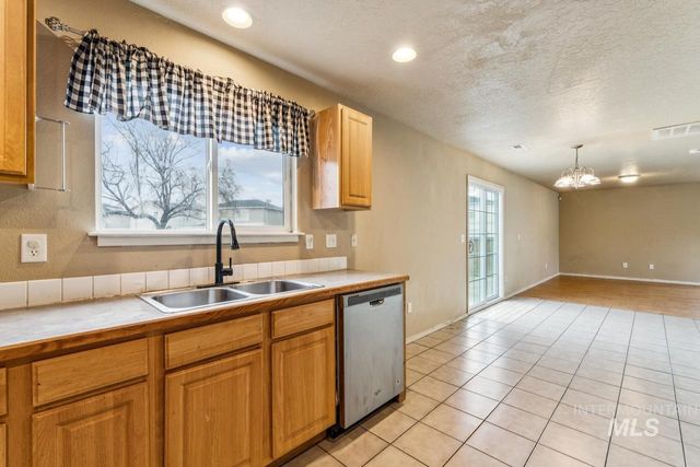 118 Parkland Way, Caldwell, ID 83605