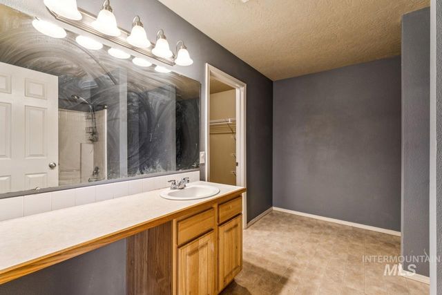 118 Parkland Way, Caldwell, ID 83605