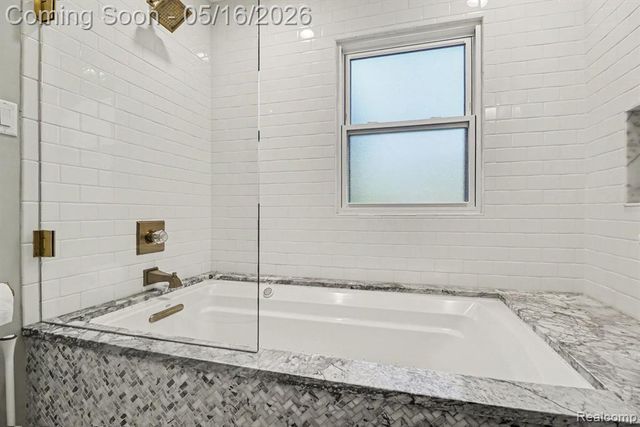 16965 Reedmere Avenue, Beverly Hills, MI 48025