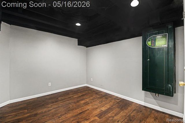 16965 Reedmere Avenue, Beverly Hills, MI 48025