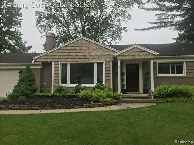 16965 Reedmere Avenue, Beverly Hills, MI 48025