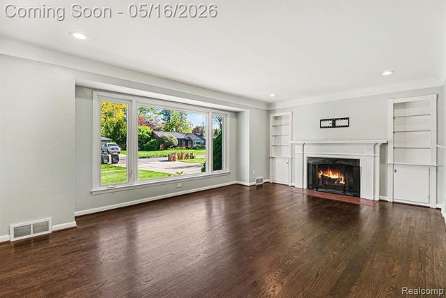 16965 Reedmere Avenue, Beverly Hills, MI 48025