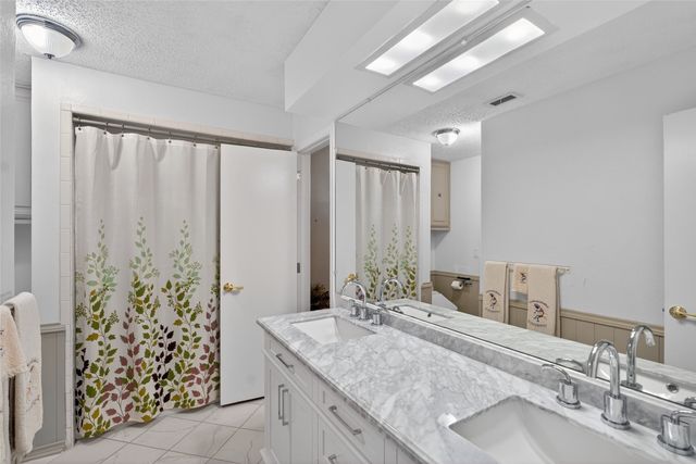 10128 Cimmaron Trail, Dallas, TX 75243