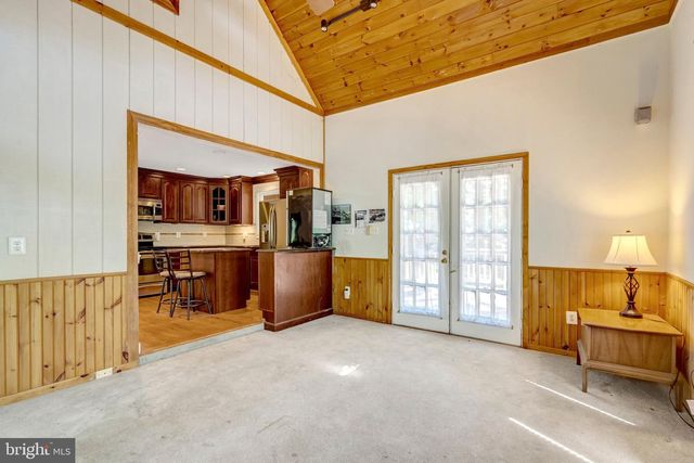 8844 MCGRATH RD, Manassas, VA 20112