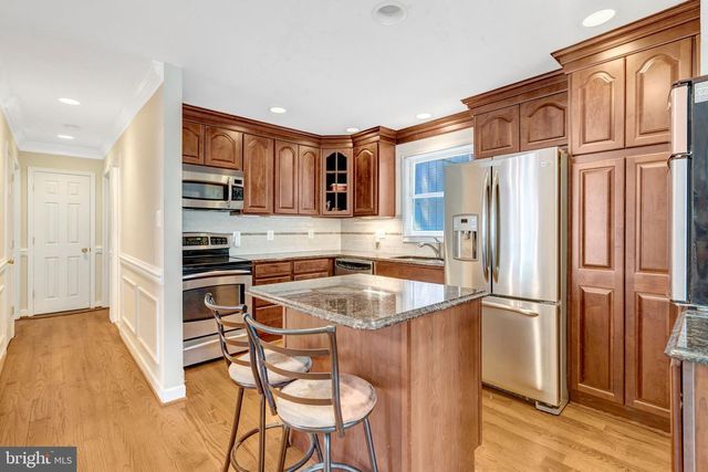 8844 MCGRATH RD, Manassas, VA 20112