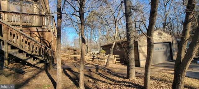 8844 MCGRATH RD, Manassas, VA 20112