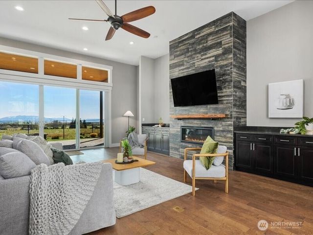 2769 Jenjar Avenue, Ferndale, WA 98248