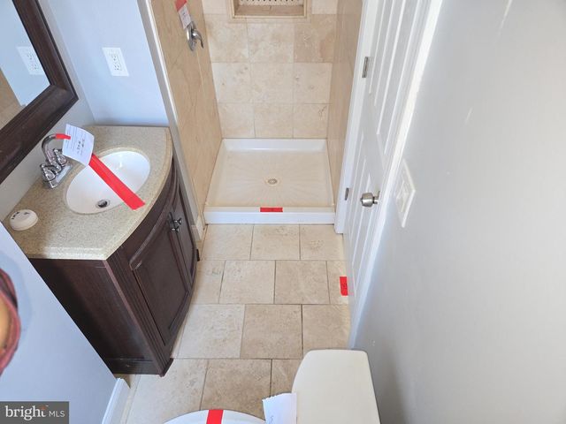 10 HAWTHORNE AVE, Ewing, NJ 08638