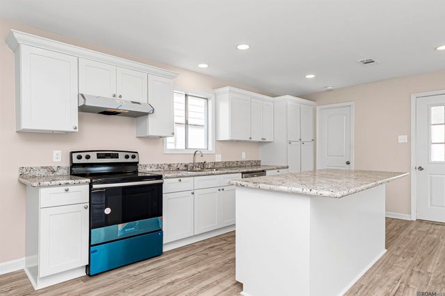 131 James St, Pierre Part, LA 70339