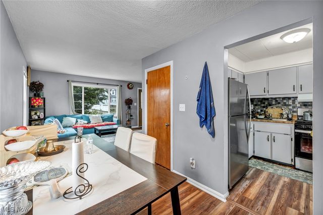 2666 10th Street, Cuyahoga Falls, OH 44221