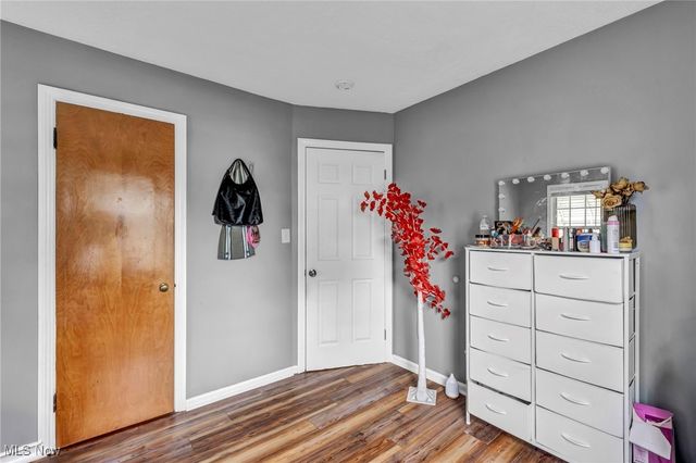 2666 10th Street, Cuyahoga Falls, OH 44221