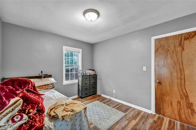 2666 10th Street, Cuyahoga Falls, OH 44221