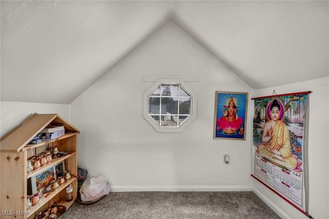 2666 10th Street, Cuyahoga Falls, OH 44221