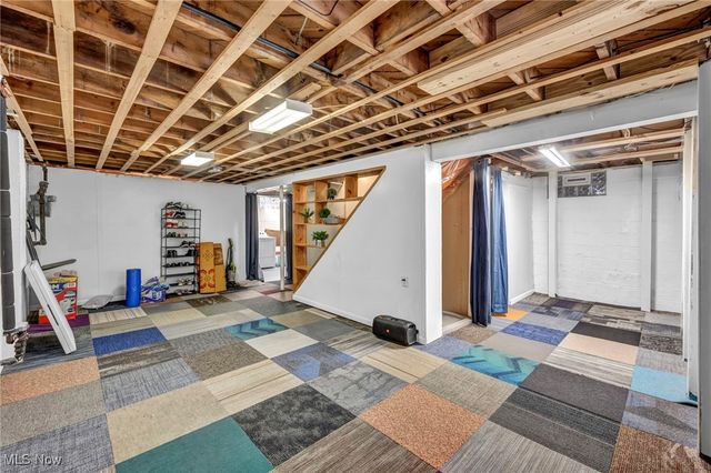 2666 10th Street, Cuyahoga Falls, OH 44221