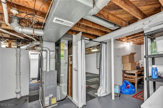 2666 10th Street, Cuyahoga Falls, OH 44221