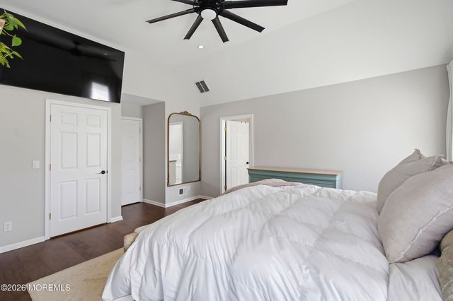 190 Pinewood Road, Toms River, NJ 08753
