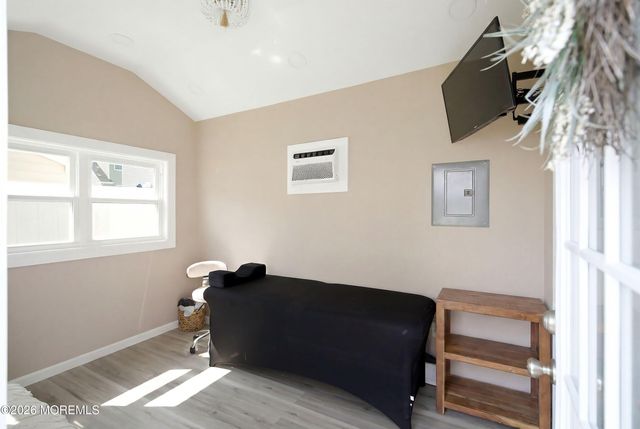 190 Pinewood Road, Toms River, NJ 08753