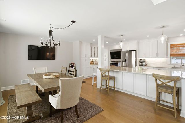 190 Pinewood Road, Toms River, NJ 08753
