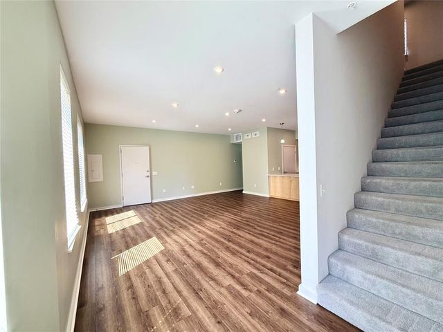 627 Couch Drive S 13, Oklahoma City, OK 73102