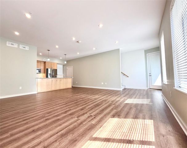 627 Couch Drive S 13, Oklahoma City, OK 73102