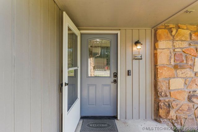 12007 E 88th Place N, Owasso, OK 74055