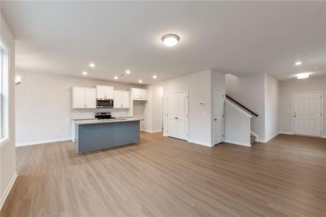 106 Windmill Court, Calhoun, GA 30701