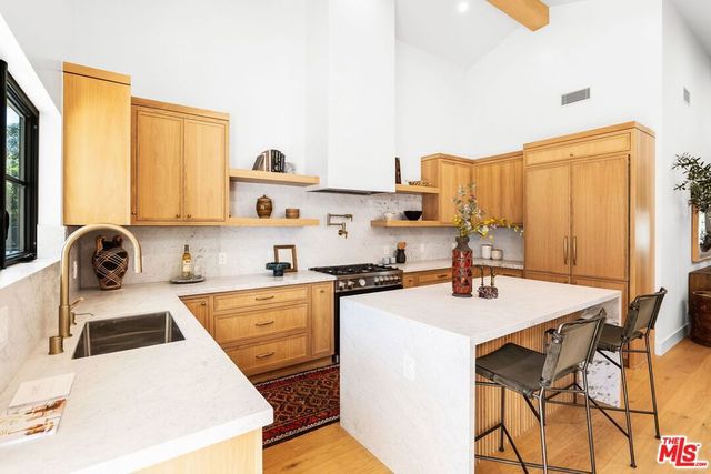 12426 Woodgreen Street, Los Angeles, CA 90066