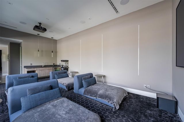 2302 Suffolk Drive, Houston, TX 77027