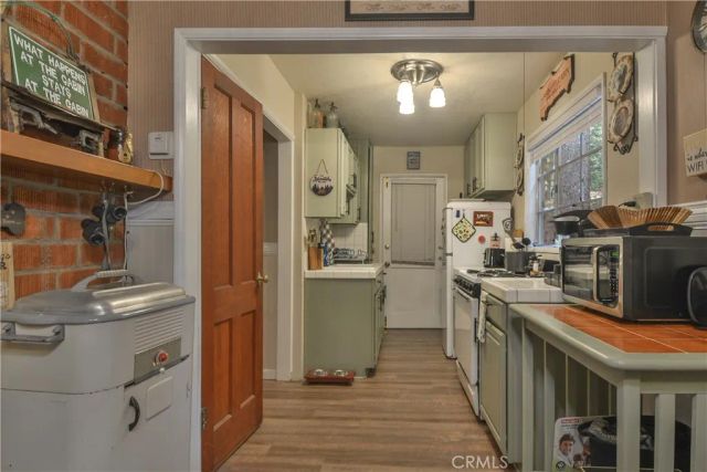 25907 Mile Pine, Twin Peaks, CA 92391