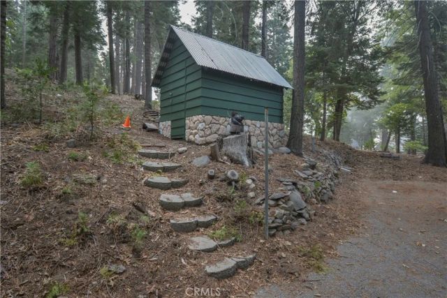 25907 Mile Pine, Twin Peaks, CA 92391