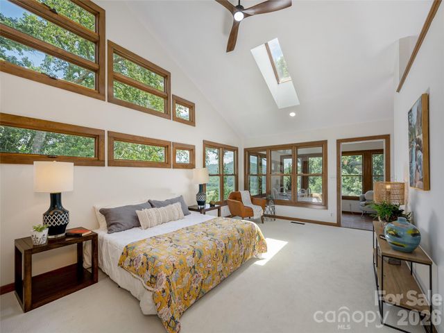 155 Crabapple Lane, Asheville, NC 28804