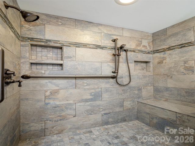 155 Crabapple Lane, Asheville, NC 28804