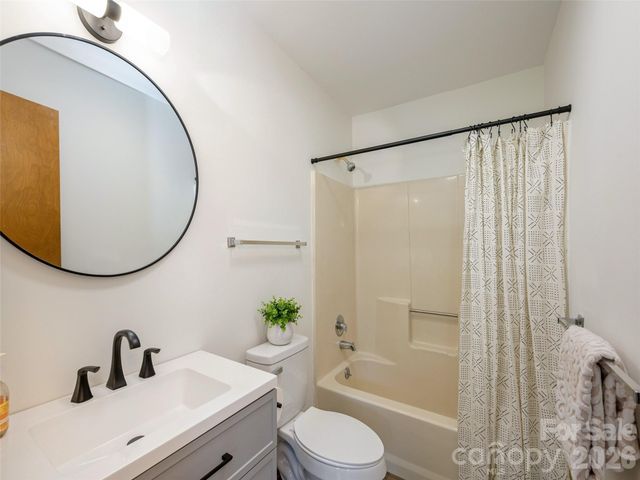 155 Crabapple Lane, Asheville, NC 28804