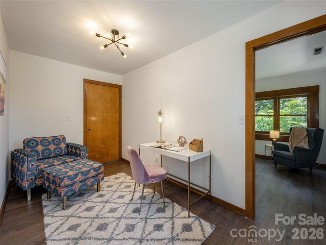 155 Crabapple Lane, Asheville, NC 28804