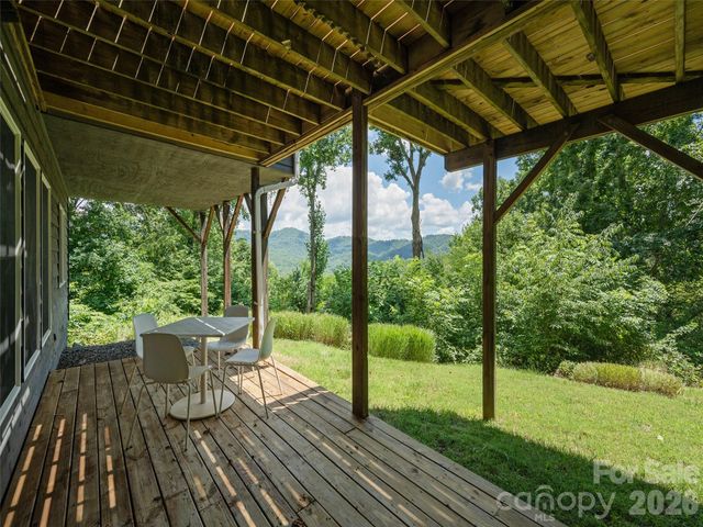 155 Crabapple Lane, Asheville, NC 28804