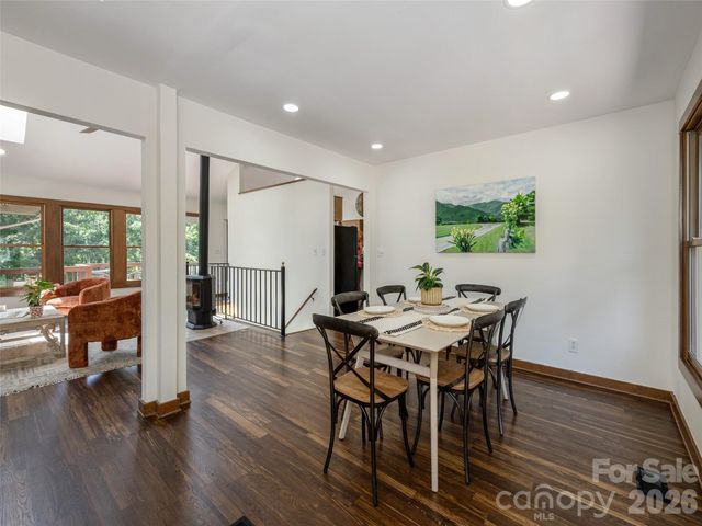 155 Crabapple Lane, Asheville, NC 28804
