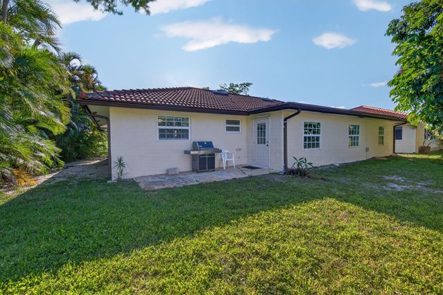4234 NW 3rd Way, Boca Raton, FL 33431