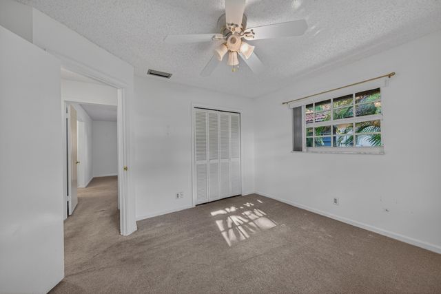 4234 NW 3rd Way, Boca Raton, FL 33431