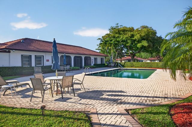 4234 NW 3rd Way, Boca Raton, FL 33431
