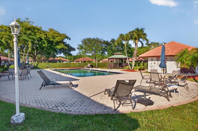 4234 NW 3rd Way, Boca Raton, FL 33431