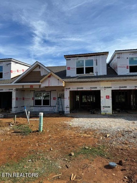 7333 Whispering Creek Lane, Powell, TN 37849