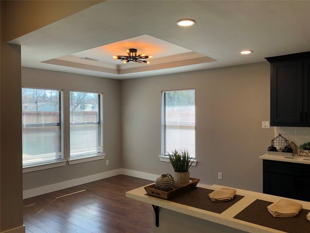 301 E 14th Avenue, Corsicana, TX 75110