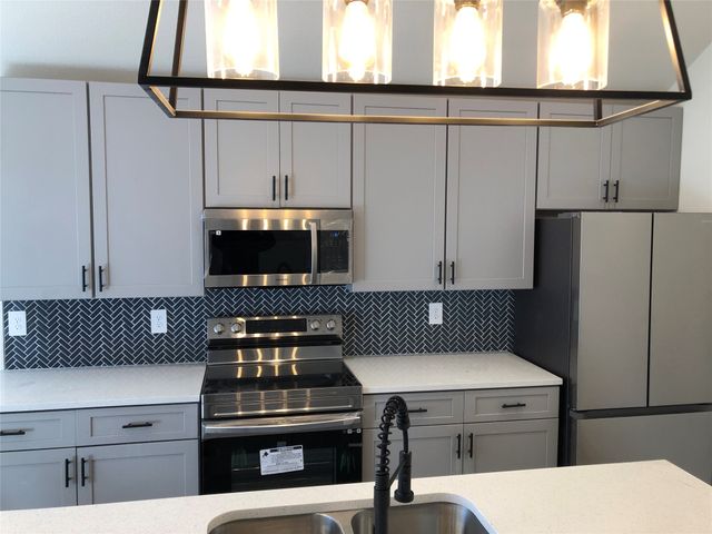 301 E 14th Avenue, Corsicana, TX 75110