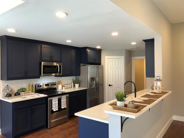 301 E 14th Avenue, Corsicana, TX 75110