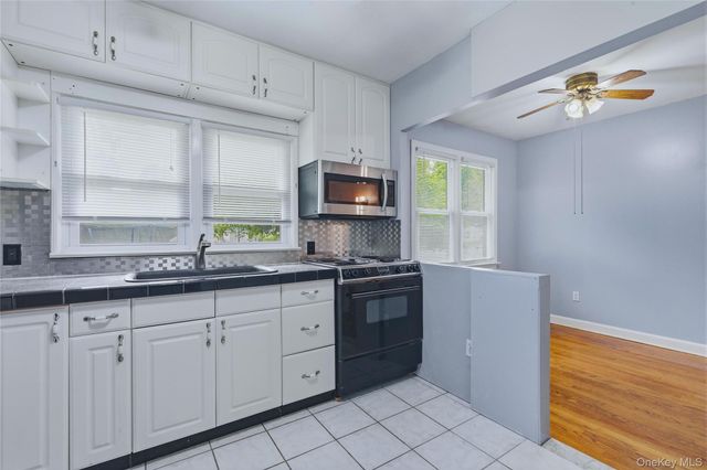2 Hennessey Place, Poughkeepsie, NY 12601