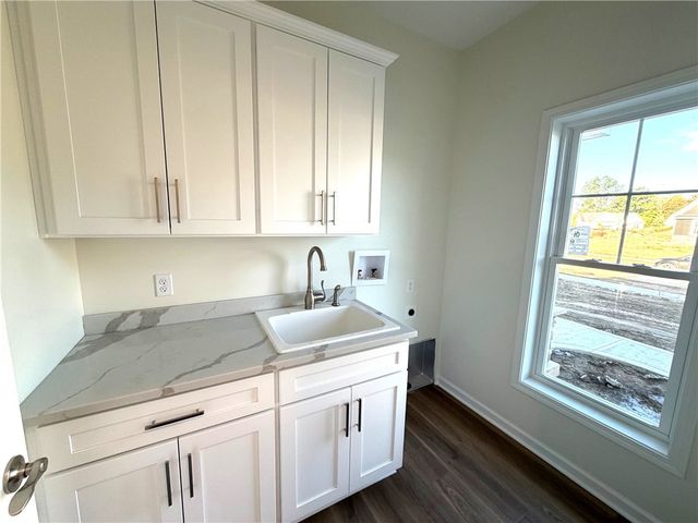 90 Fairbourne Park, Greece, NY 14626