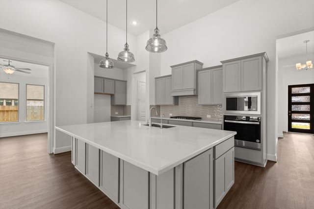 1464 Florecer Lane, Magnolia, TX 77354