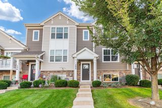 152 Goldenrod Drive, Elgin, IL 60124