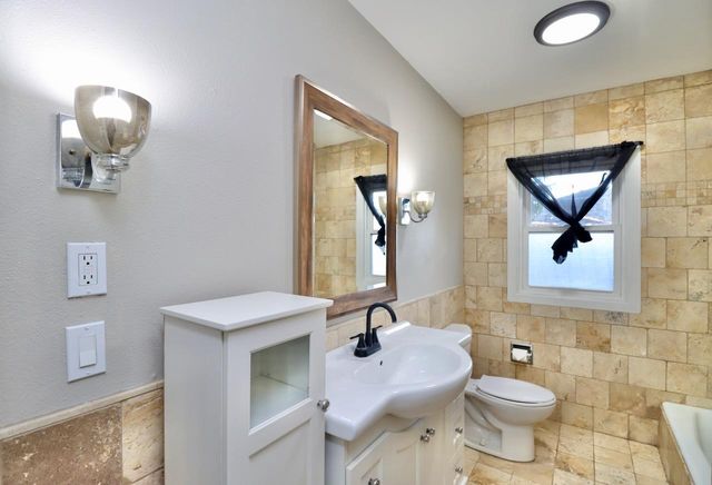 1721 Morgan Terrace, Beloit, WI 53511