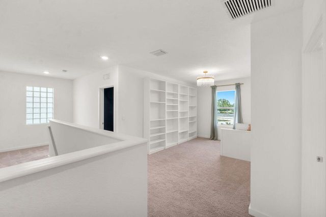 4506 Catalina Way, Greenacres, FL 33463